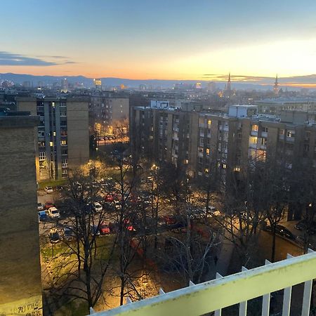 Appartement Apartman Bane 021 With A View à Novi Sad Extérieur photo